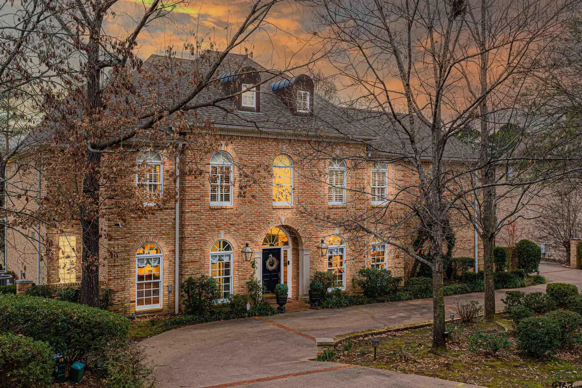 1206 Secluded Ln., Longview, TX 75604 - #1