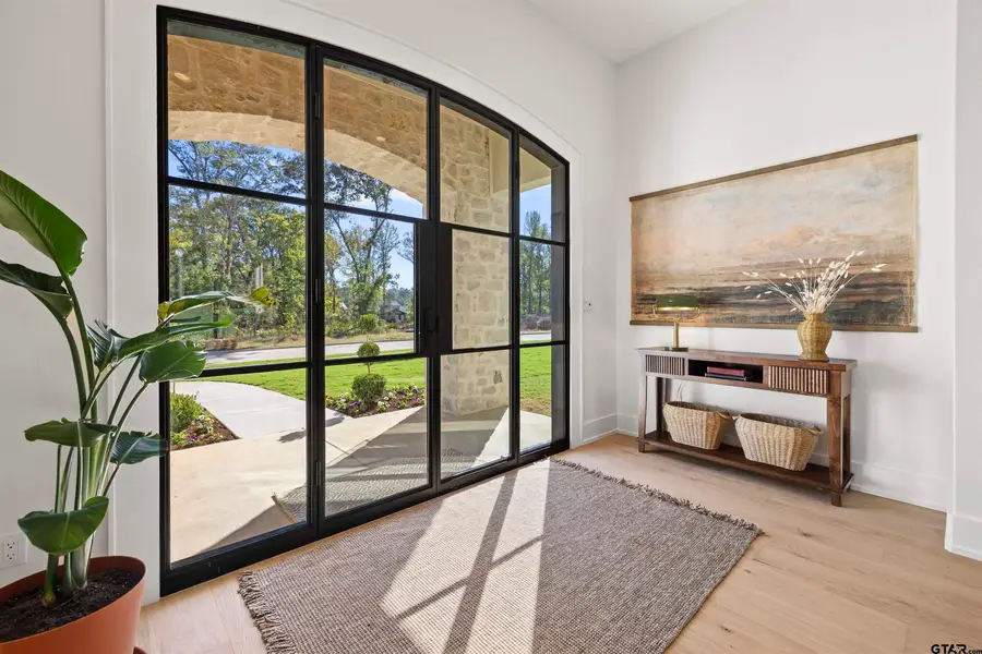 1915 Magnolia Trail, Tyler, TX 75703 - Image #2