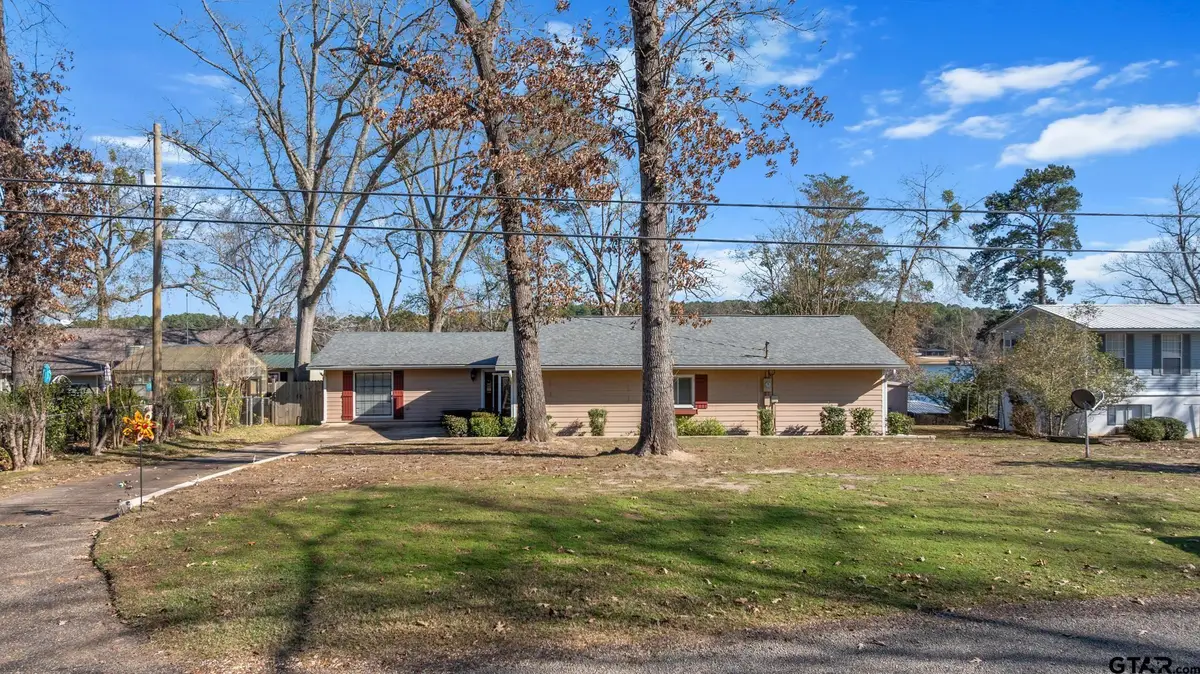 2120 W Lake, Gladewater, TX 75647 - Image #1