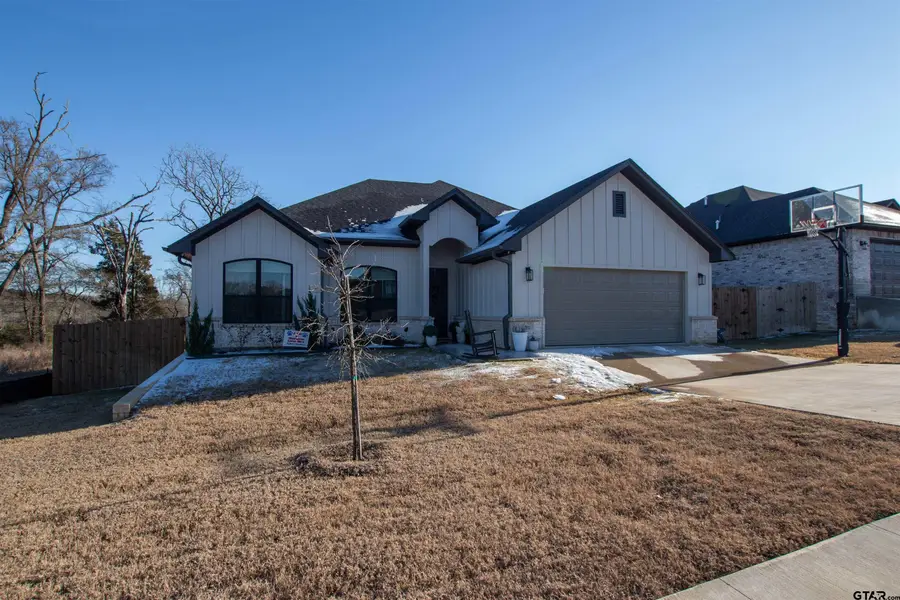 332 Amanda Ave, Bullard, TX 75757 - Image #3