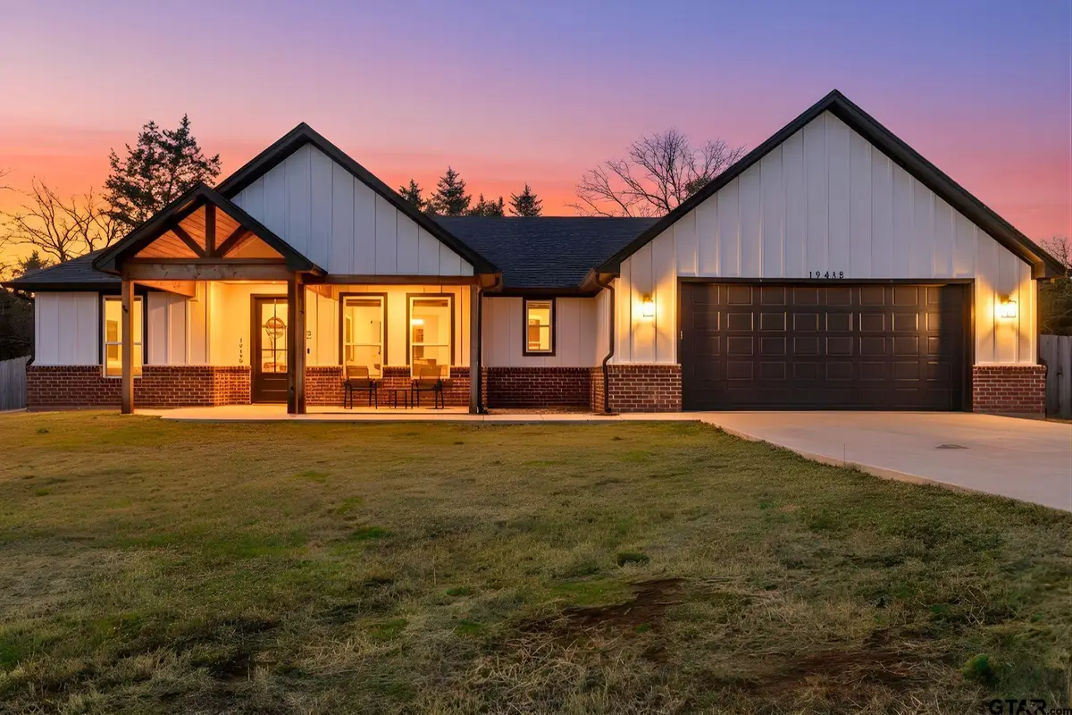 19438 Cedarpark Place, Lindale, TX 75771 - Image #1