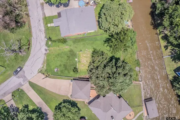 110 Ricky Drive, Gun Barrel City, TX 75156