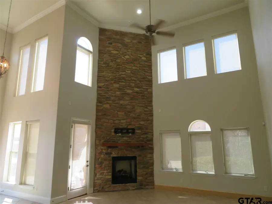 954 La Vista Drive, Tyler, TX 75703 - #3