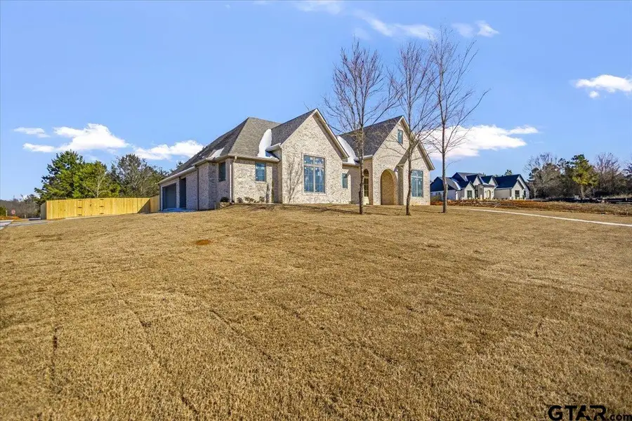 302 Heath Circle, Bullard, TX 75757 - Image #2