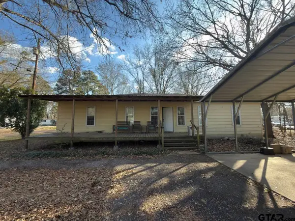 2472 Lovely, Chandler, TX 75758