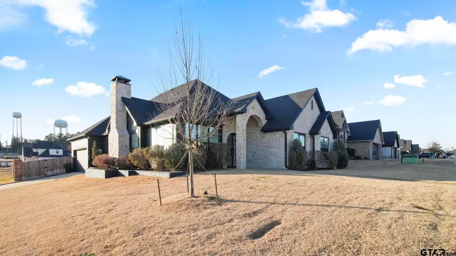 3157 Salado Creek Dr, Tyler, TX 75703 - #3