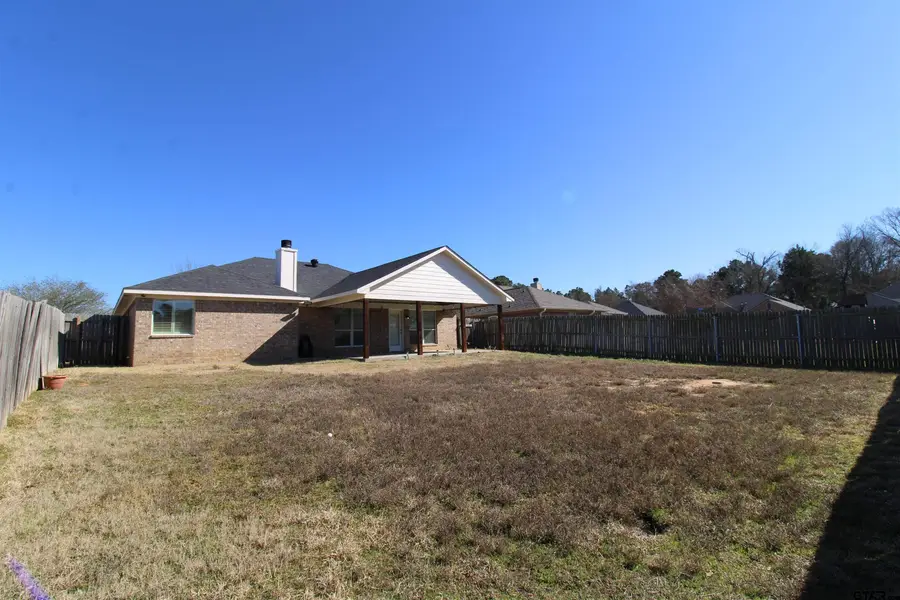 440 Maggie Cir, Flint, TX 75762 - #2