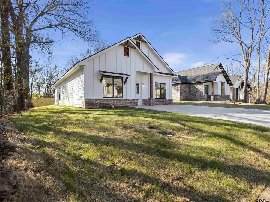 1310 Claude, Tyler, TX 75702 - #3