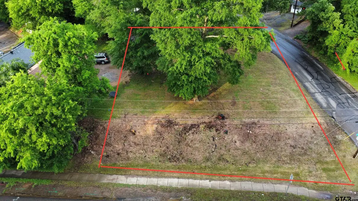 528 S Glenwood Blvd, Tyler, TX 75701 - Image #1