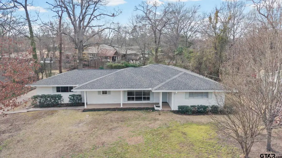 1106 S Williams Ave, Mount Pleasant, TX 75455 - #3