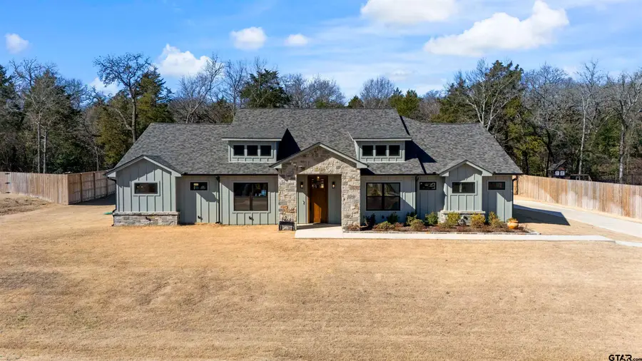 14681 Woodland Creek Dr, Tyler, TX 75706 - Image #2