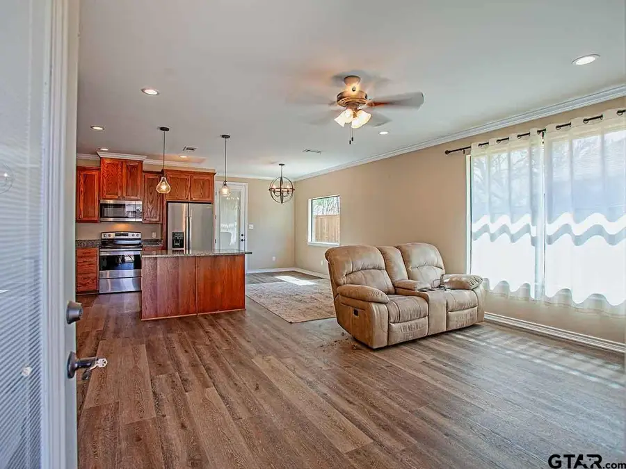 111 Oak Street, Emory, TX 75440 - #2