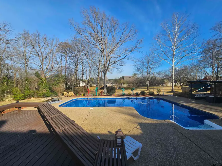 2406 ERIC LANE, Longview, TX 75605 - #2