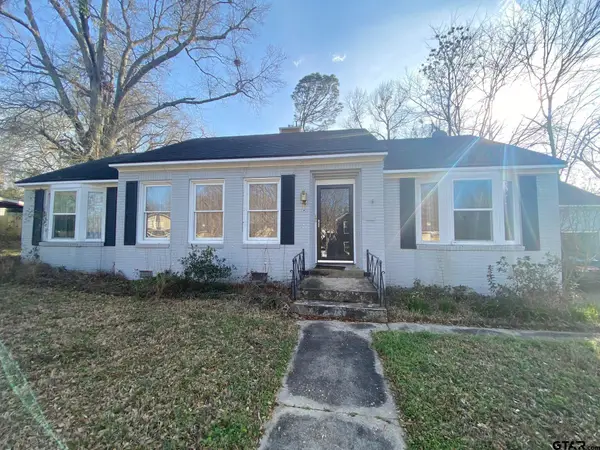 1 Wanda Court, Marshall,  75670