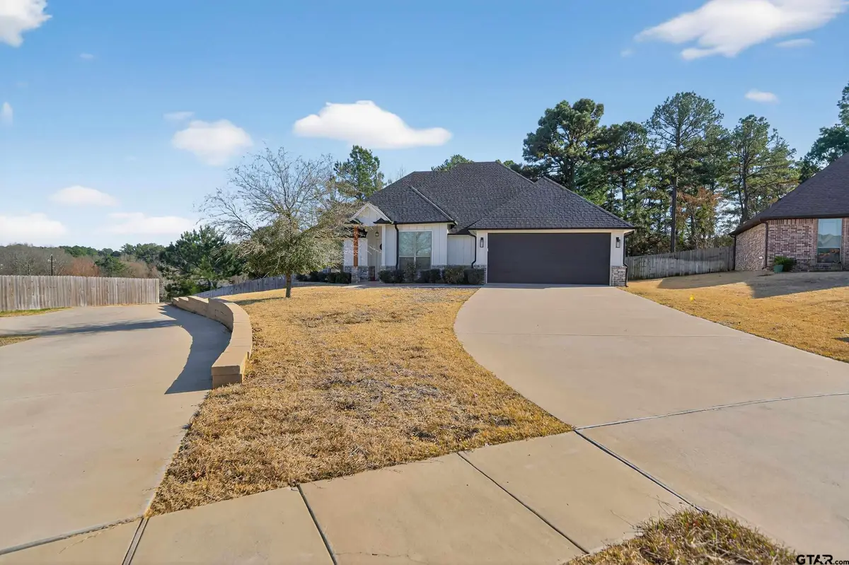 7373 Hearthstone Ln, Tyler, TX 75703 - #1