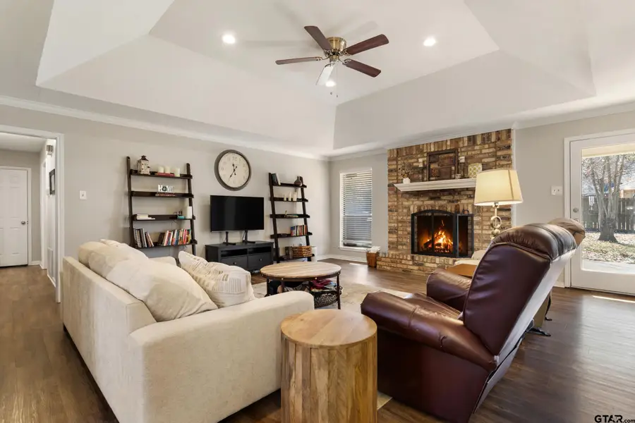 704 Becky Dr, Tyler, TX 75703 - #3