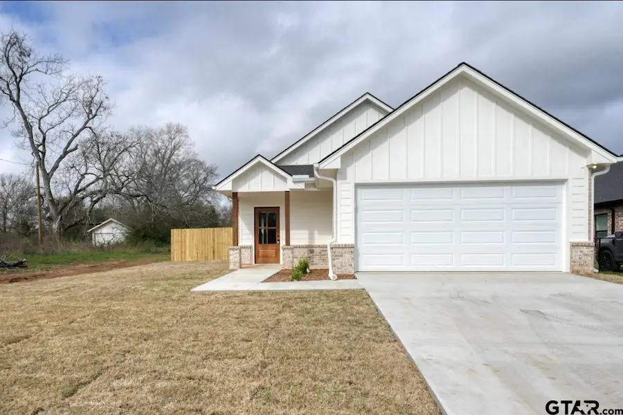 310 Bradford, Arp, TX 75750 - #2