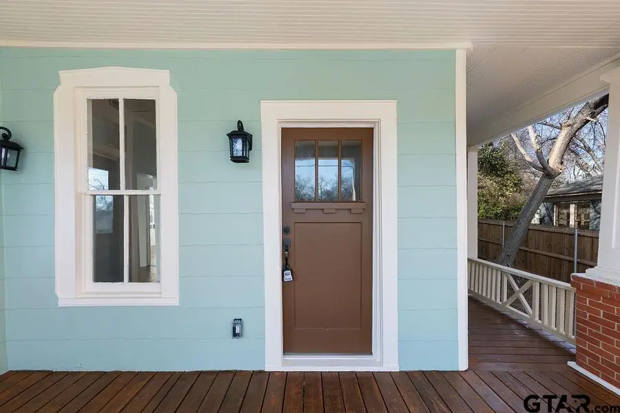 111 W Dallas St, Palestine, TX 75801 - #3