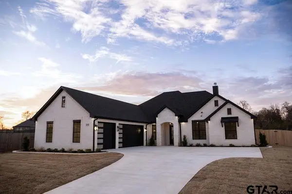 8532 Freestone Drive, Bullard, TX 75757