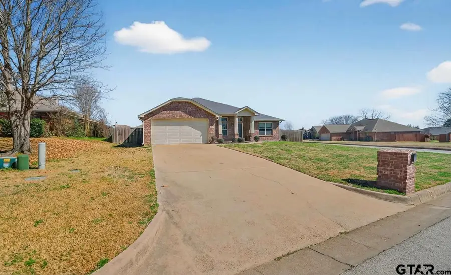 106 Ally Kate Dr, Chandler, TX 75758 - #2