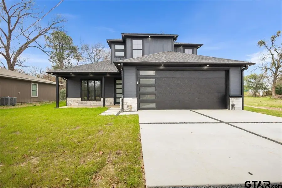 3008 Walton Rd., Tyler, TX 75701 - #3