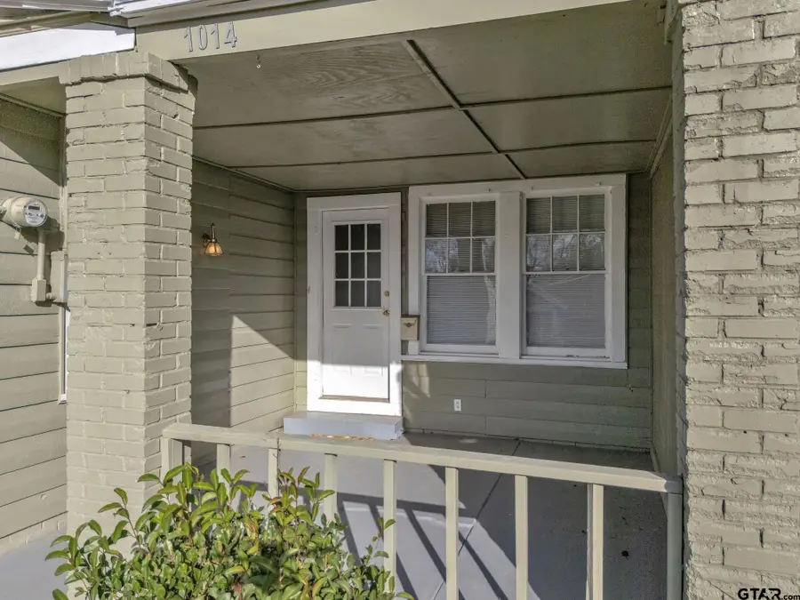 1014 S College Ave, Tyler, TX 75701 - #2