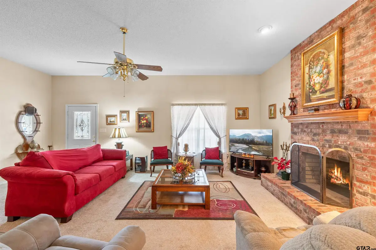 221 VZ County Road 4828, Chandler, TX 75758 - #1