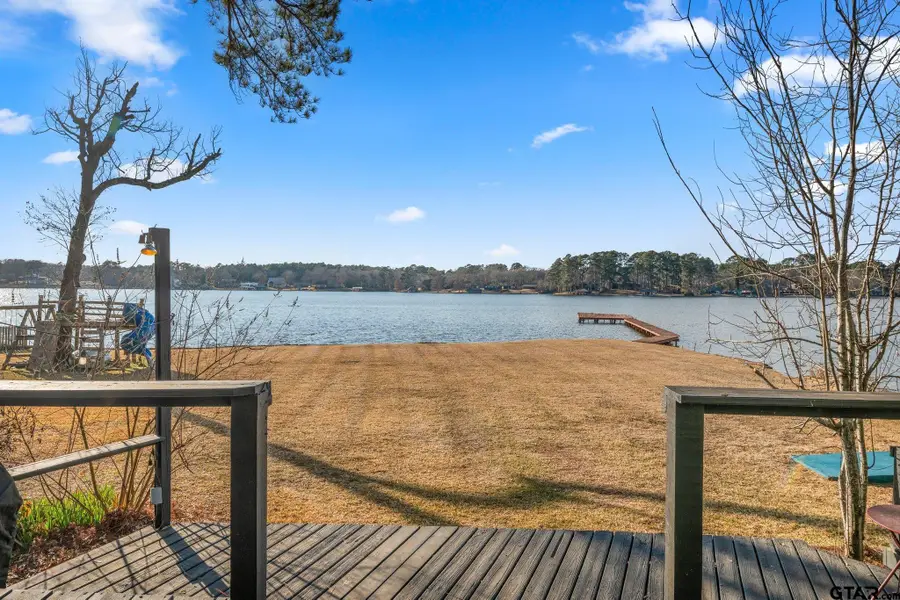 1805 E Lake Dr, Gladewater, TX 75647 - #3