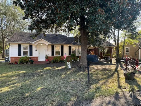 601 Mell Ave, Gilmer, TX 75644