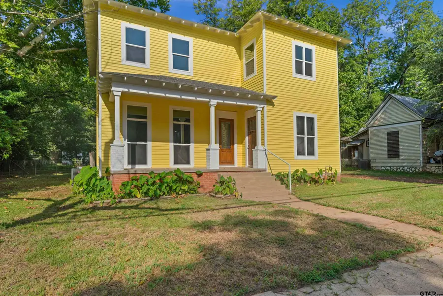 917 N JACKSON ST, Palestine, TX 75801 - #2