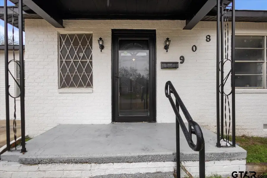 908 S Crosby, Tyler, TX 75701 - #3