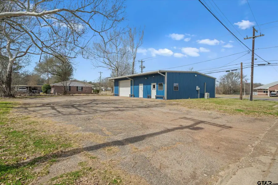 170 Cherry St, Van, TX 75790 - #2