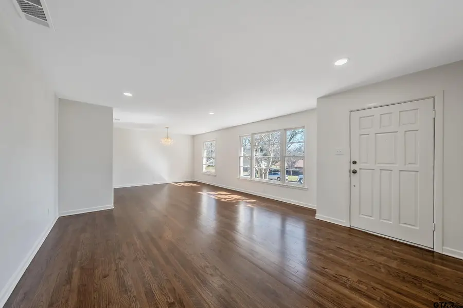 4211 Birdwell, Tyler, TX 75703 - #3