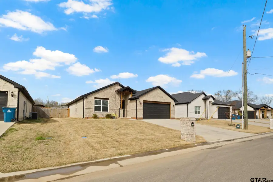 103 St. James, Mount Pleasant, TX 75455 - #2