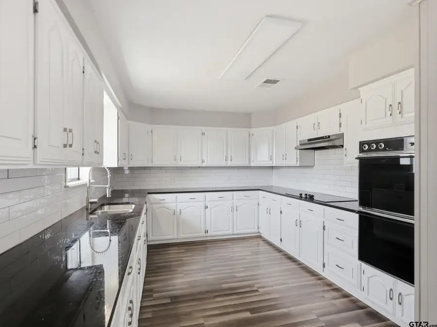 231 Quitman, Pittsburg, TX 75686 - #2