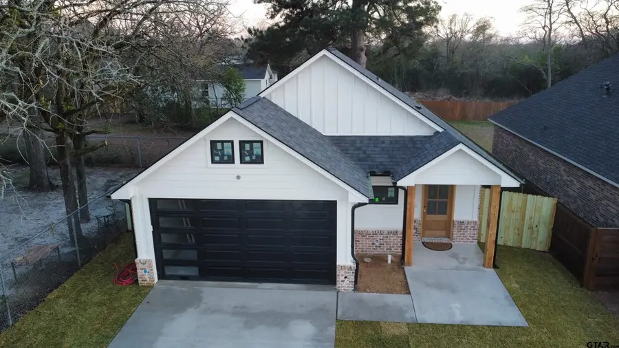 3022 W. Rose St., Tyler, TX 75701 - #2