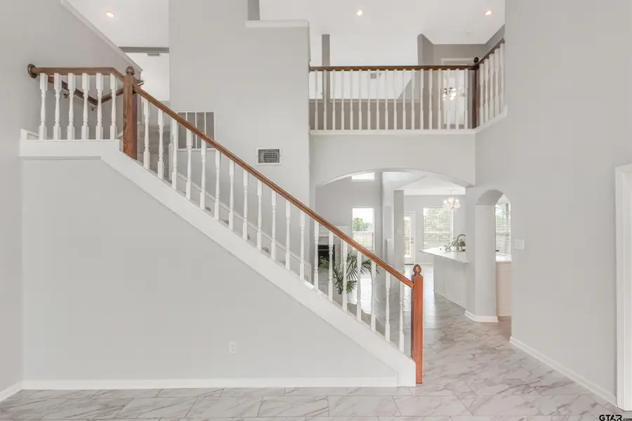 5718 Gloucester Dr, Tyler, TX 75707 - #3