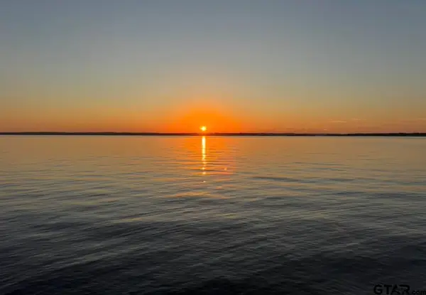 17144 Lakeview Drive, Flint, TX 75762