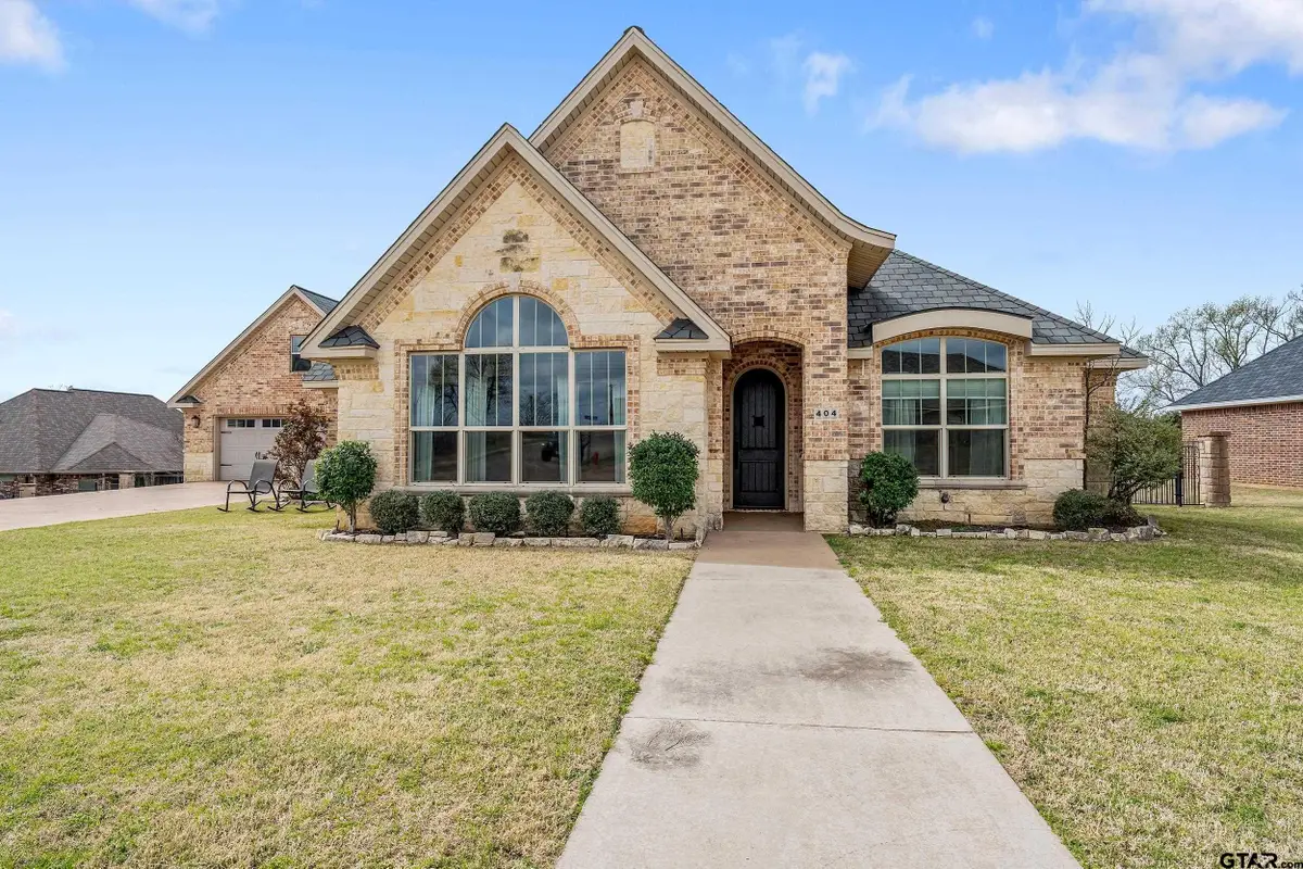 404 Corrigan Trails Blvd, Lindale, TX 75771 - #1