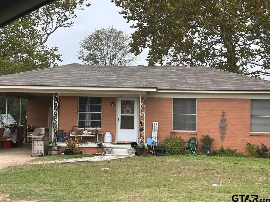 802 & 804 E Hubbard St, Lindale, TX 75771 - #3