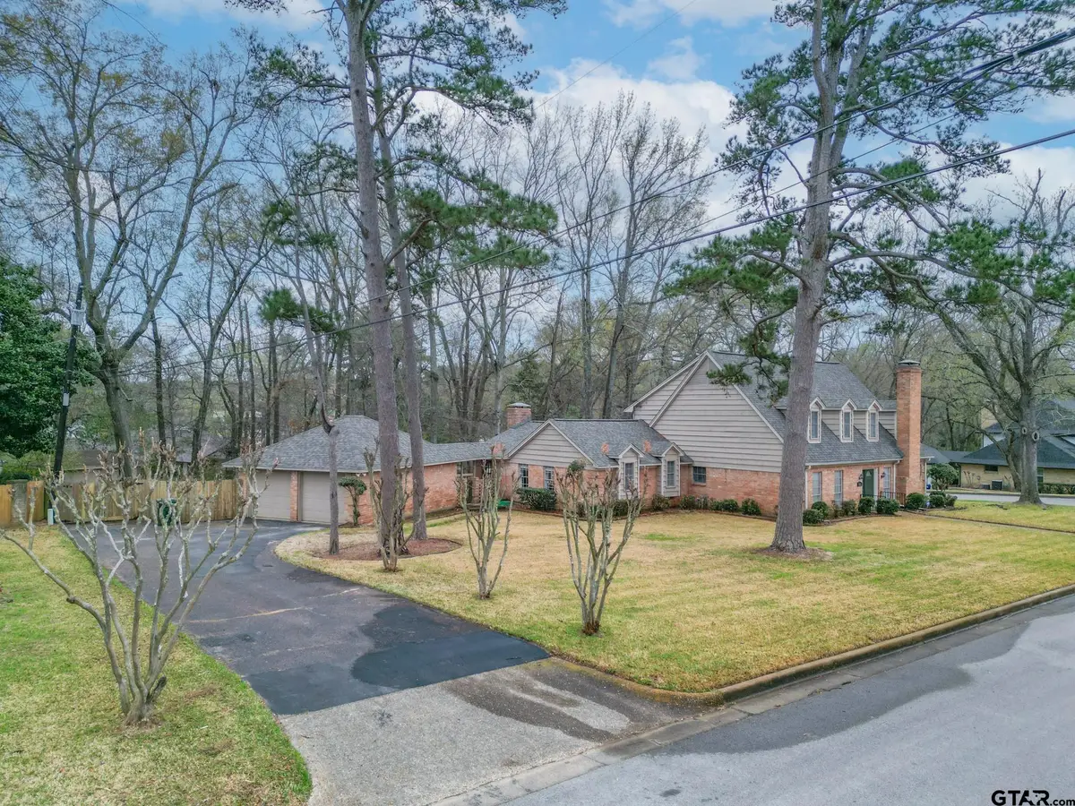 5028 Chad Dr, Tyler, TX 75703 - #1