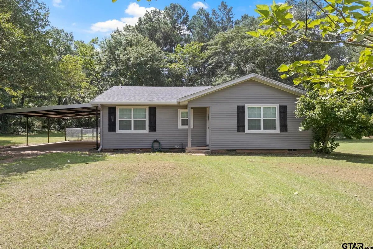 655 Daingerfield St, Pittsburg, TX 75686 - #1