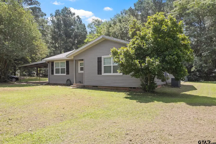 655 Daingerfield St, Pittsburg, TX 75686 - #3