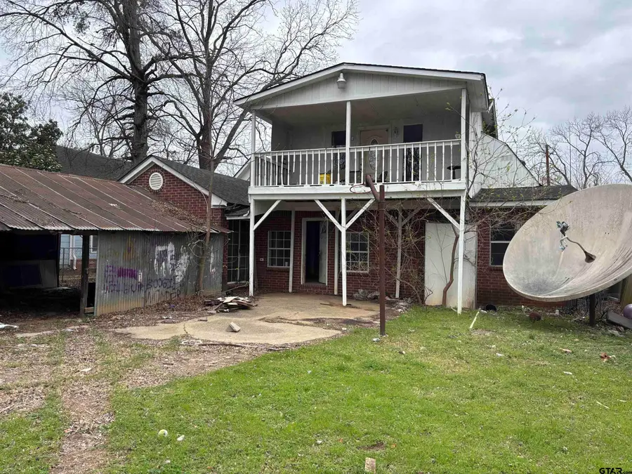 421 E Rosedale St, Tyler, TX 75702 - #3