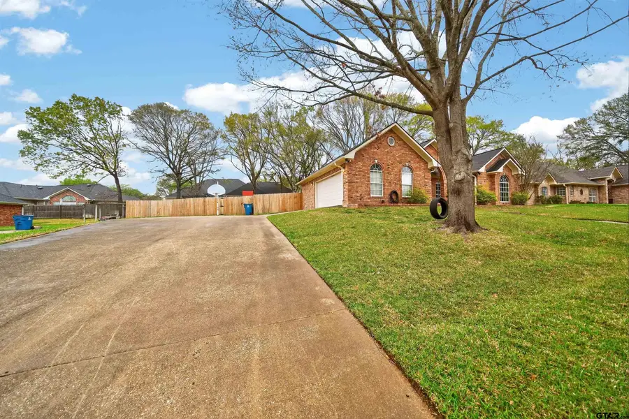 2108 Baylor Dr, Jacksonville, TX 75766 - #2