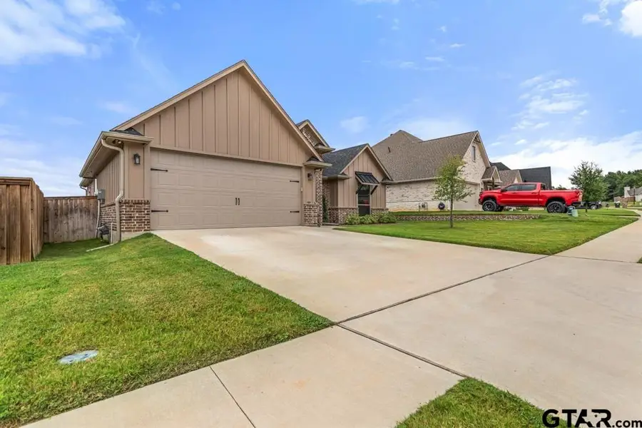 7289 Rolling Acres Pl, Tyler, TX 75707 - #2