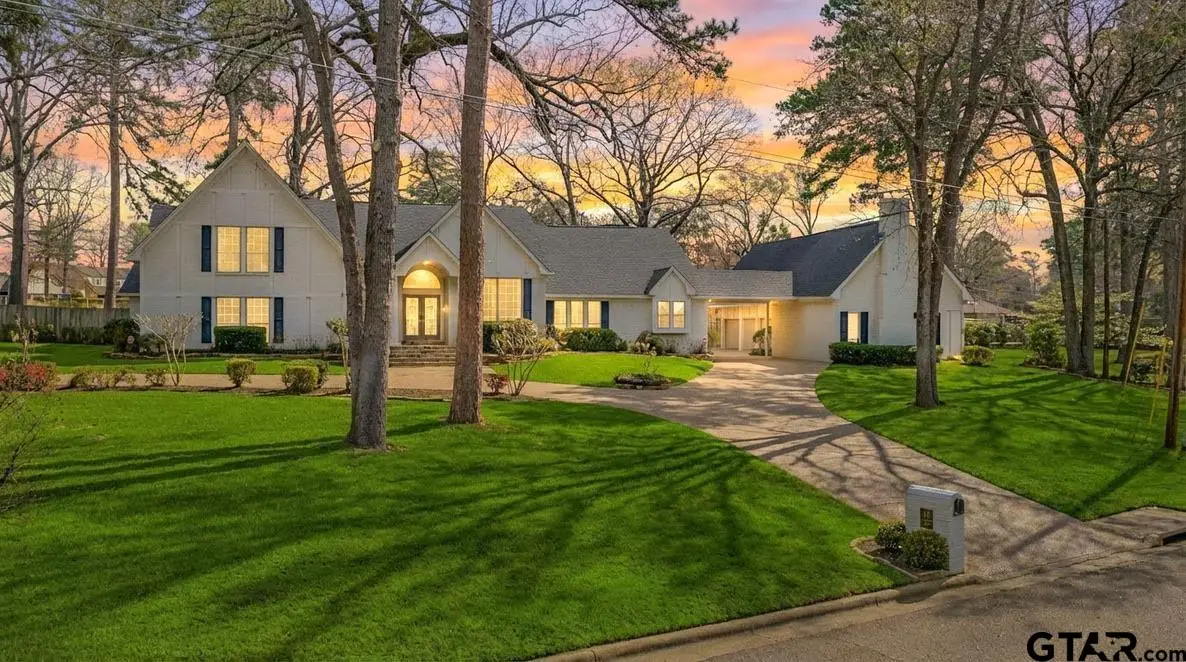 10 Elmwood St., Longview, TX 75604 - #1