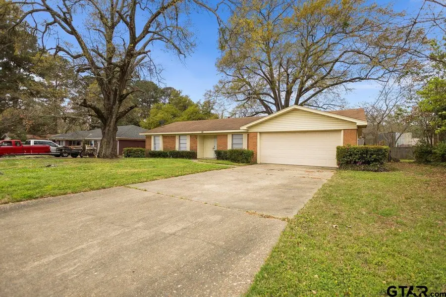 1511 Caldwell St., Longview, TX 75602 - #3