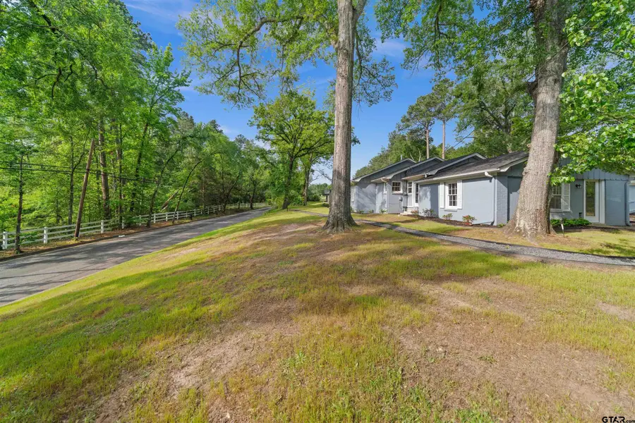 2809 Robertson Ave, Tyler, TX 75701 - #2