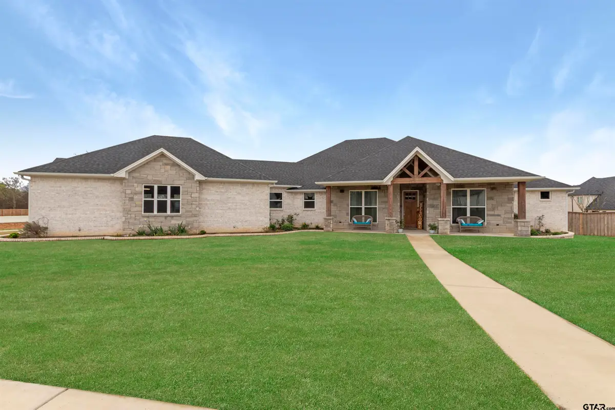 219 White N Gail Ln, Bullard, TX 75757 - #1